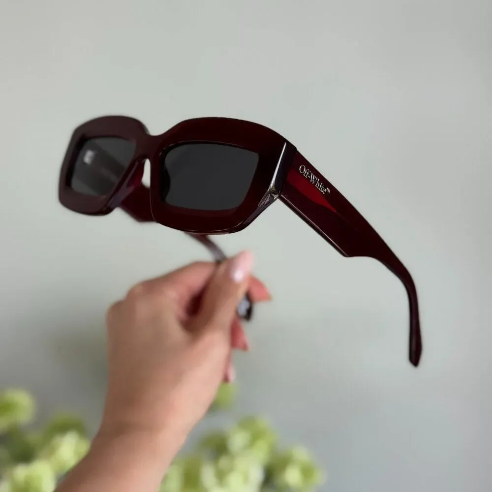 Off-White CHARLOTTE Sunglasses Burgundy Grey Rectangle OERI138 CHARLOTTE 2807